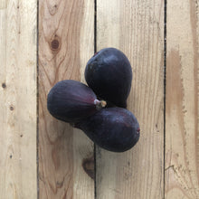 Load image into Gallery viewer, Figs Fresh 4 of - Organic Delivery Company
