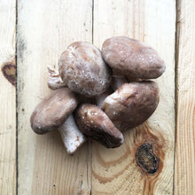 Load image into Gallery viewer, Shiitake Mushrooms 200g - Organic Delivery Company
